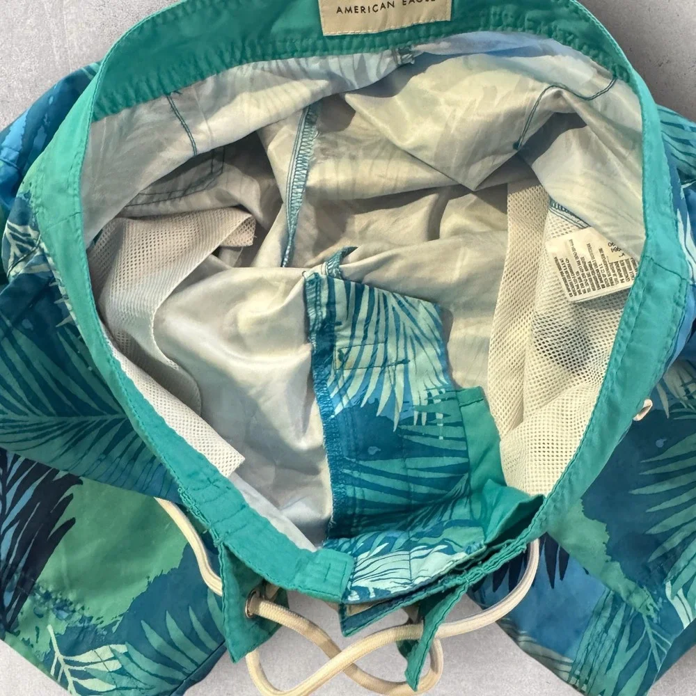 American Eagle Board Shorts Men's S Blue Tropical Palm Leaf Print 31x9.5
